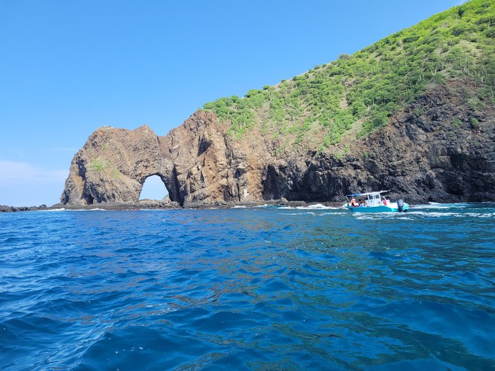 Bat Islands snorkeling tour in Guanacaste, Costa Rica
